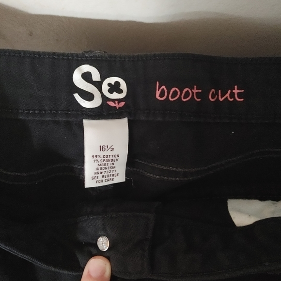 Woman's pants - Picture 3 of 3